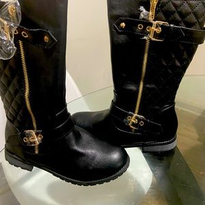 Girls Black boots
